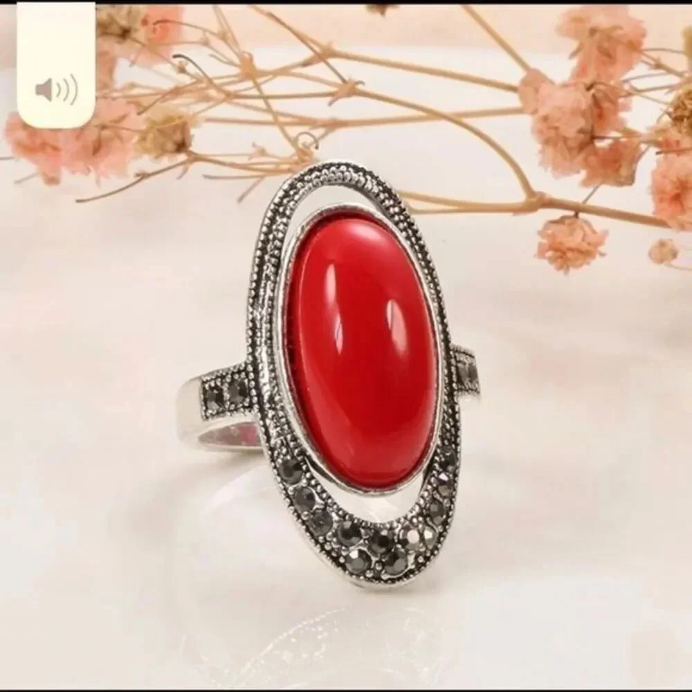 Fashion Retro ring NWBox